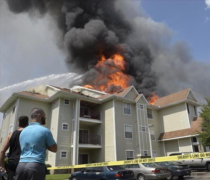 apartment building on fire near UCF